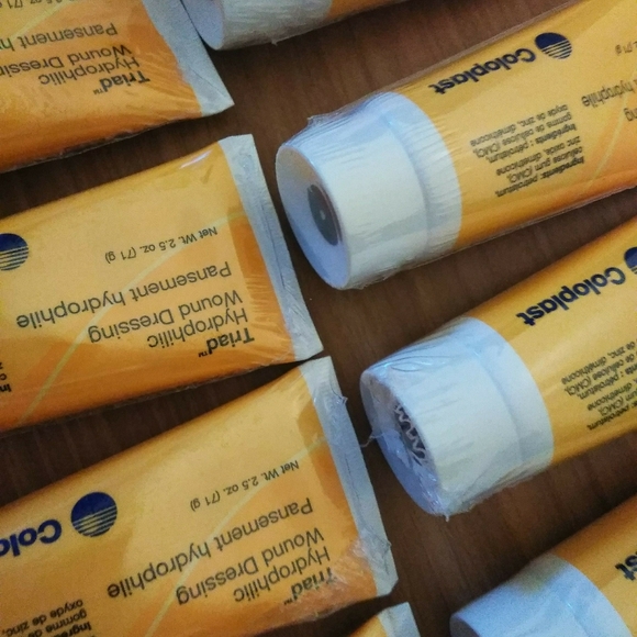 Triad Coloplast Hydrophobic Wound Care Paste - Picture 2 of 4